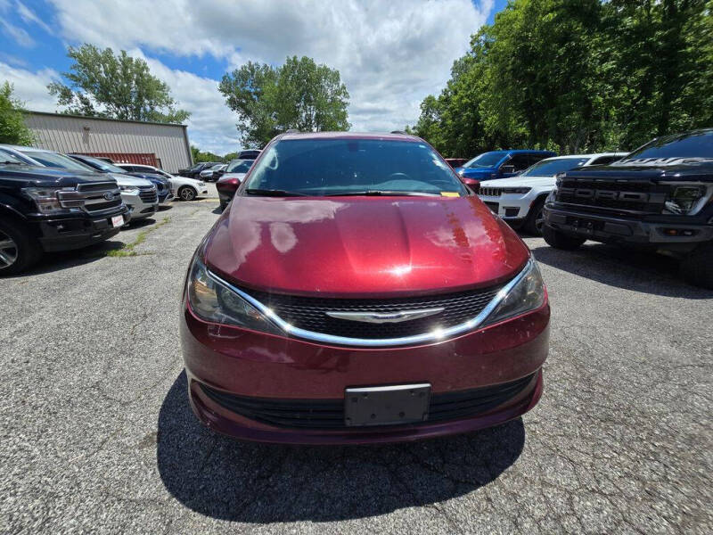 2020 Chrysler Voyager LXi