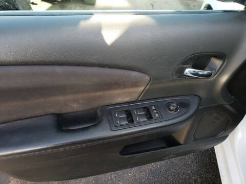 2014 Chrysler 200 LX