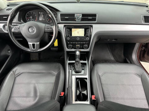 2012 Volkswagen Passat SE PZEV