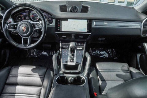 2022 Porsche Cayenne