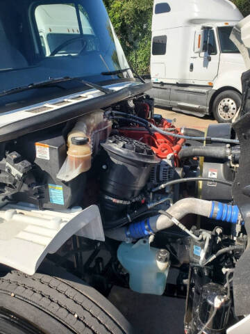 2020 Freightliner M2 106