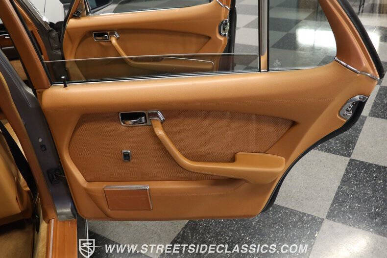 1979 Mercedes-Benz 450-Class