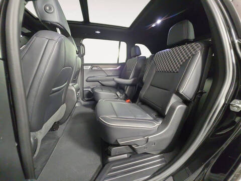 2024 GMC Acadia Denali