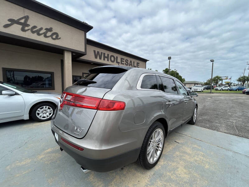 2016 Lincoln MKT EcoBoost