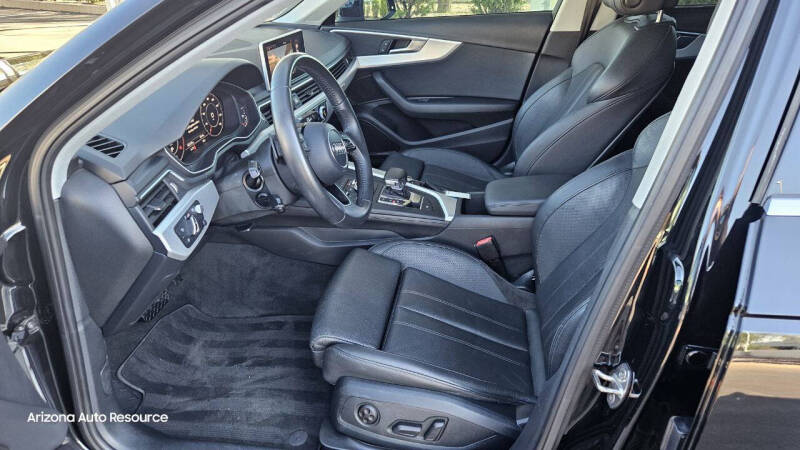 2017 Audi A4 2.0T quattro Prestige