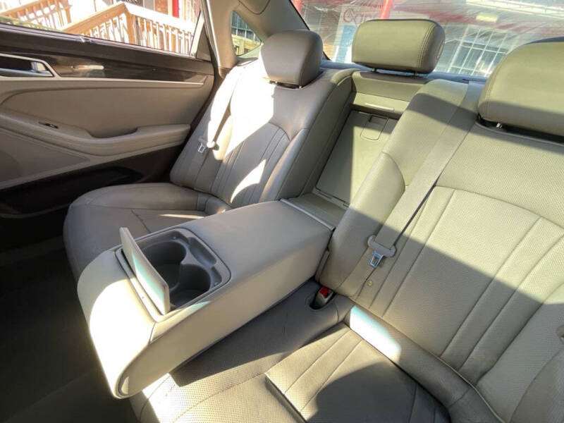 2015 Hyundai Genesis