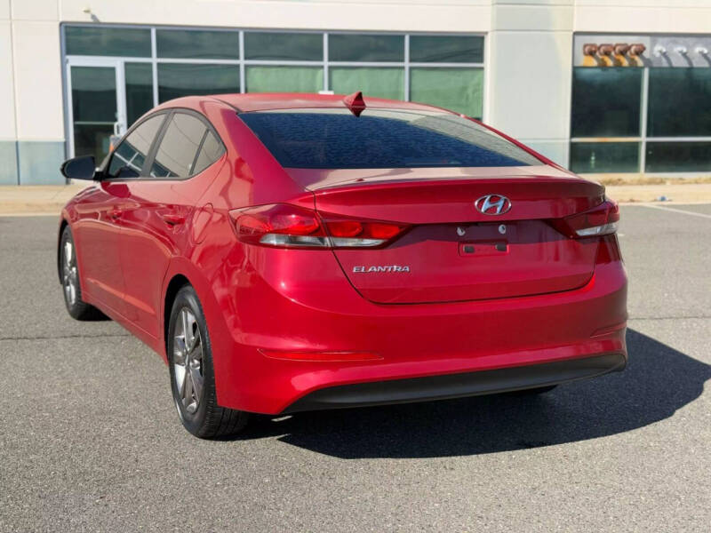 2018 Hyundai Elantra