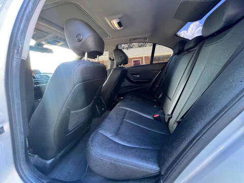 2016 BMW 3 Series 320i