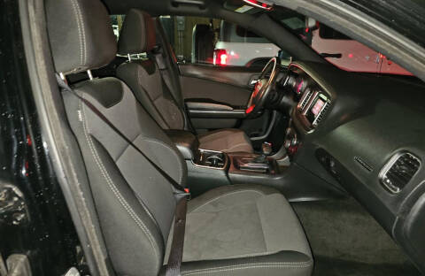 2016 Dodge Charger SE