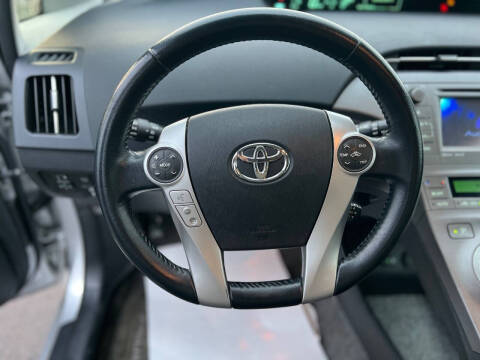 2013 Toyota Prius Five