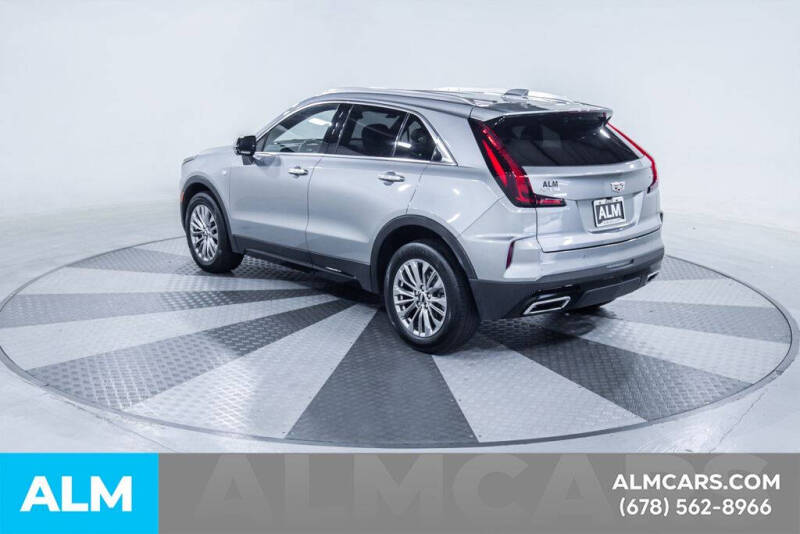 2025 Cadillac XT4 Premium Luxury