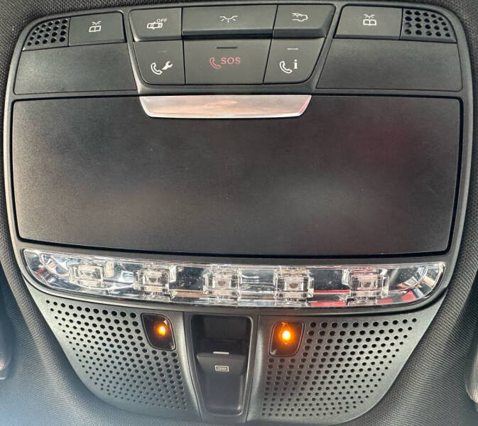 2016 Mercedes-Benz C-Class AMG C 63 S