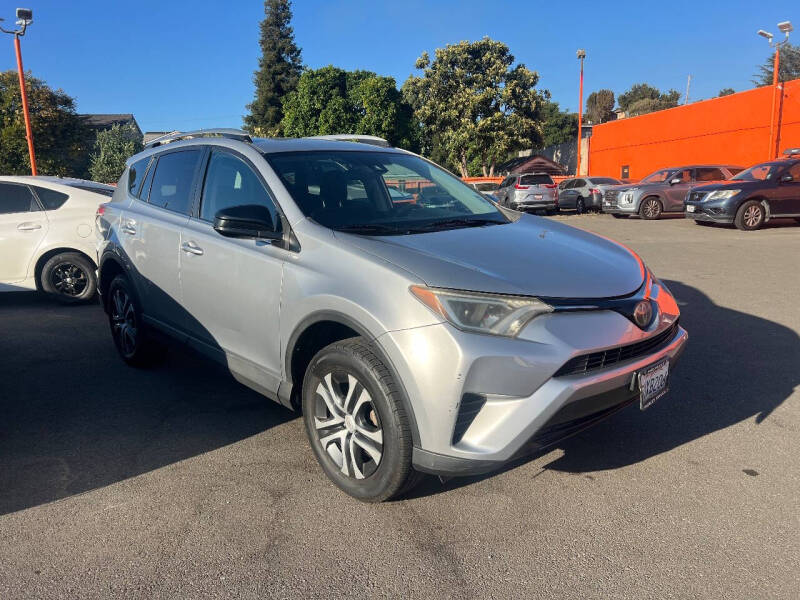 2017 Toyota RAV4 LE