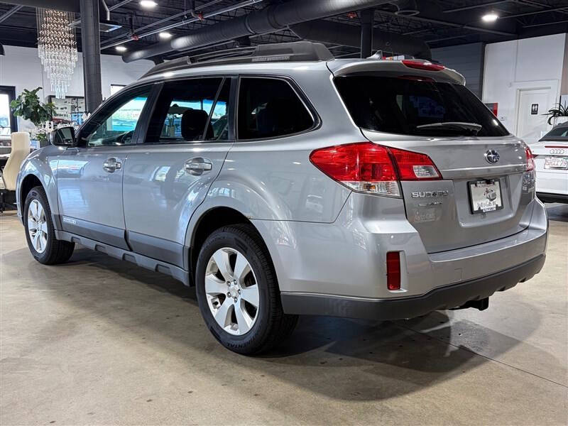 2011 Subaru Outback 2.5i Limited
