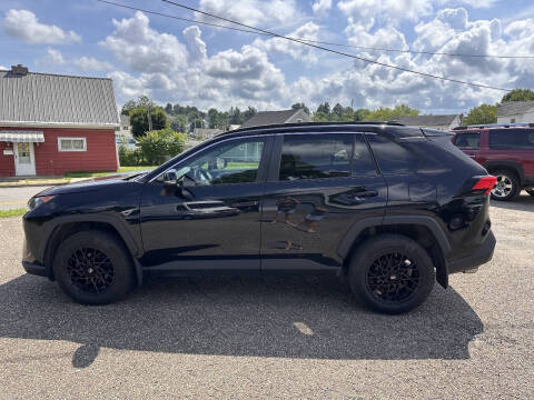 2020 Toyota RAV4 LE