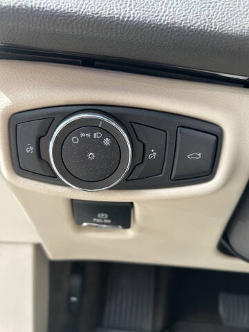 2017 Lincoln MKZ Select