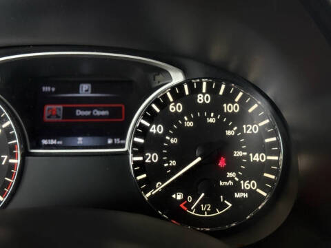 2020 Nissan Pathfinder S