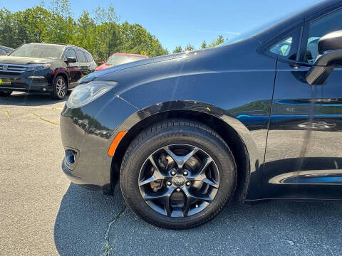 2019 Chrysler Pacifica Touring L