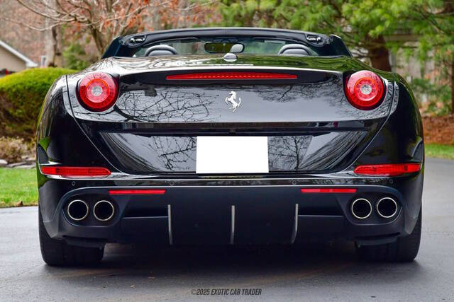 2016 Ferrari California T