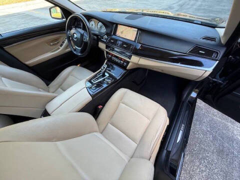 2016 BMW 5 Series 528i