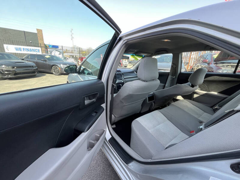 2014 Toyota Camry LE