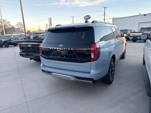 2025 Ford Expedition MAX Platinum