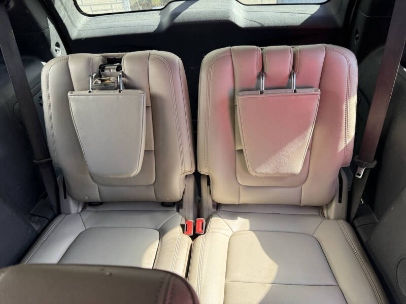2011 Ford Explorer XLT