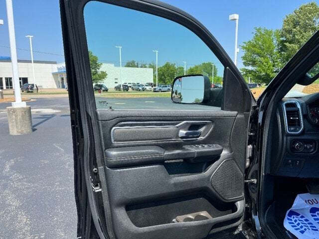2019 RAM 1500 33