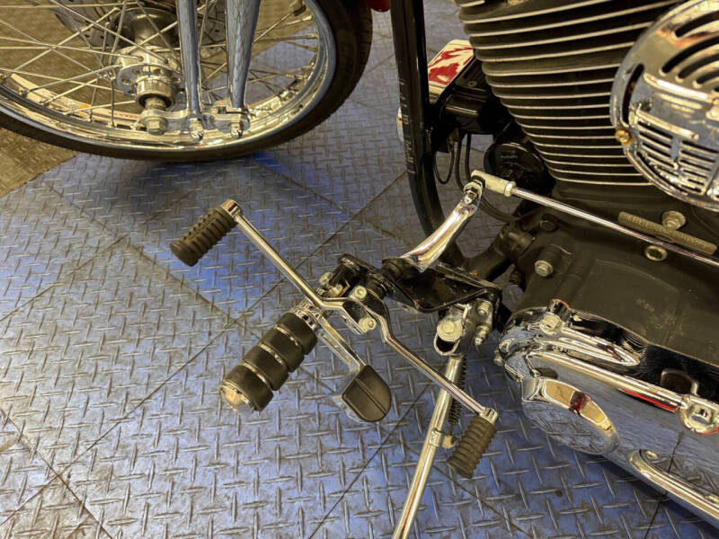 1999 Harley-Davidson FXSTS