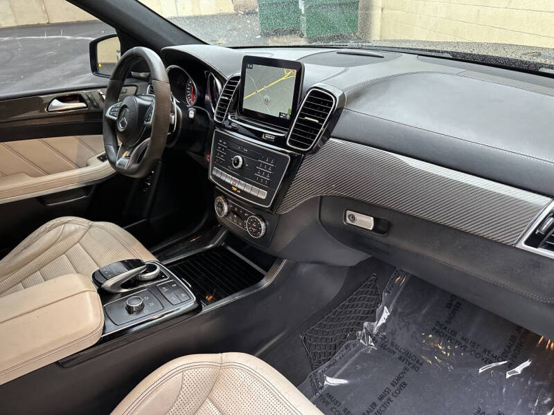 2017 Mercedes-Benz GLS AMG GLS 63