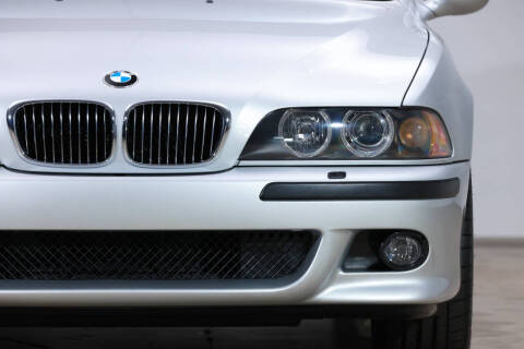 2002 BMW M5