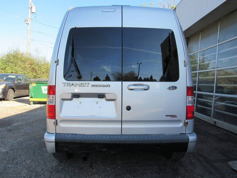2011 Ford Transit Connect XLT Premium