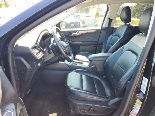2021 Ford Escape SEL