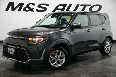 2023 Kia Soul LX