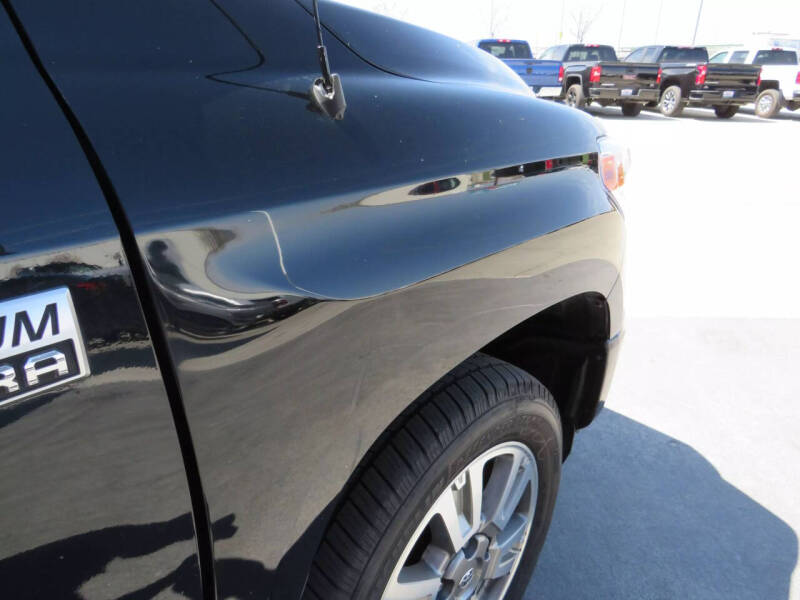 2017 Toyota Tundra Platinum