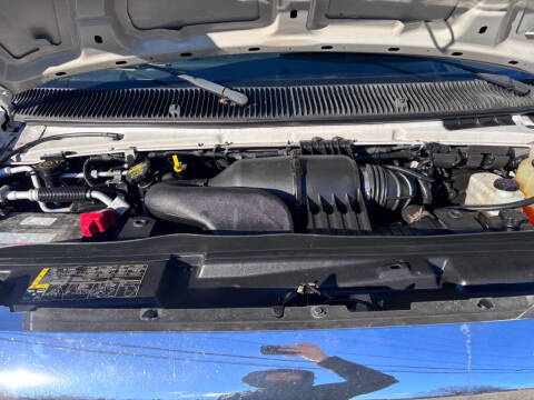 2012 Ford E-Series E-350 SD XLT