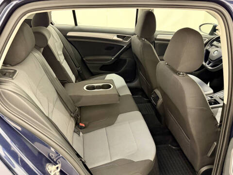 2016 Volkswagen e-Golf SE