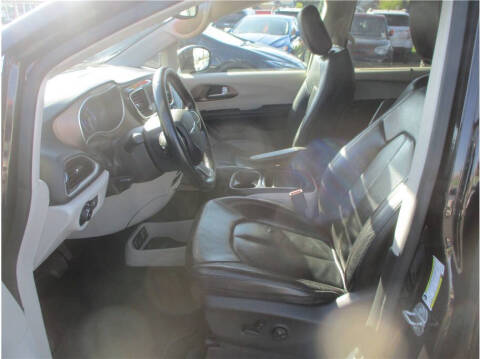 2018 Chrysler Pacifica Touring L