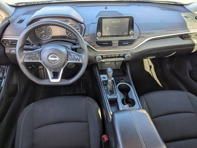 2023 Nissan Altima 2.5 SV