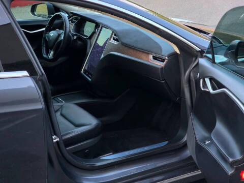 2016 Tesla Model S