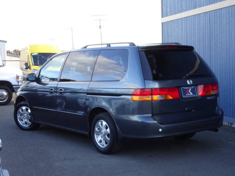 2003 Honda Odyssey EX photo 11