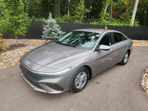 2024 Hyundai Elantra SE