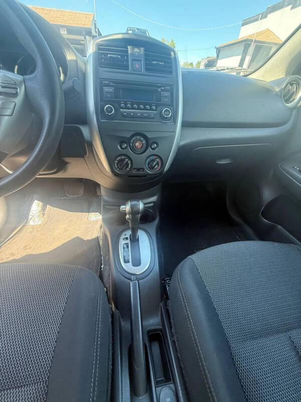 2016 Nissan Versa 1.6 S