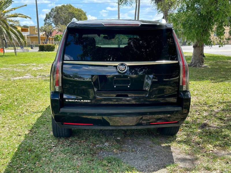2015 Cadillac Escalade Premium