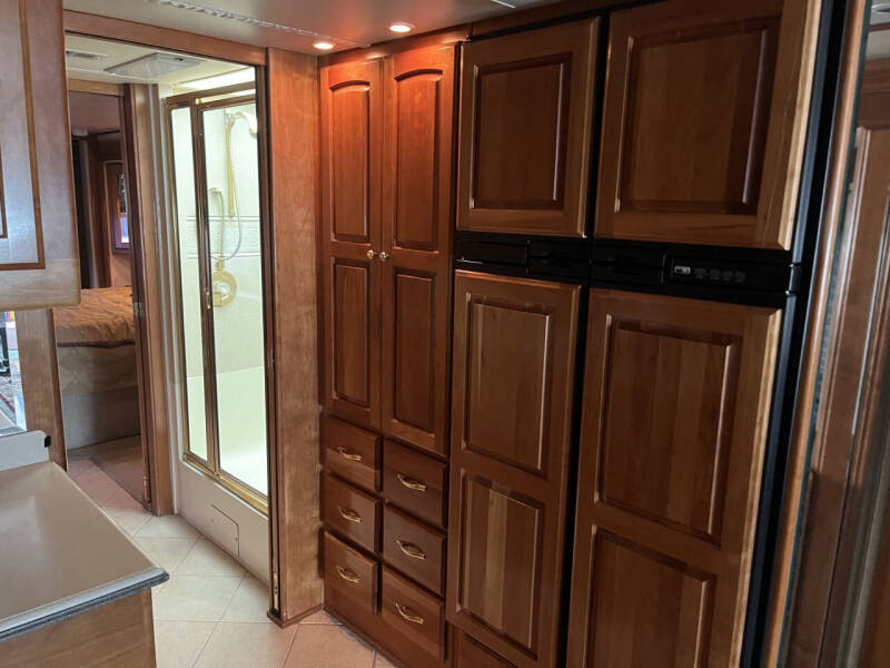 2003 ROADMASTER RAIL MONOCOQUE