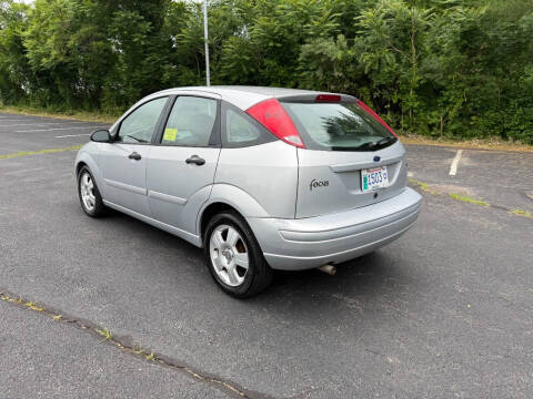 2004 Ford Focus ZX5