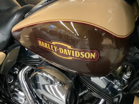 2014 Harley-Davidson FLHTCUTG TRI GLIDE