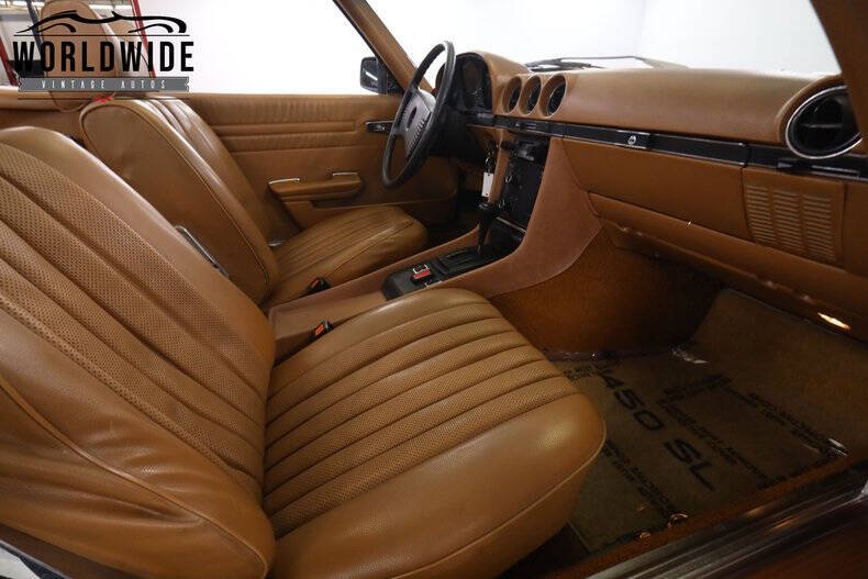 1976 Mercedes-Benz 450-Class