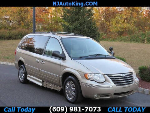 2006 Chrysler Town and Country Limited