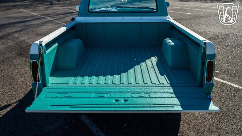 1966 Ford F-100